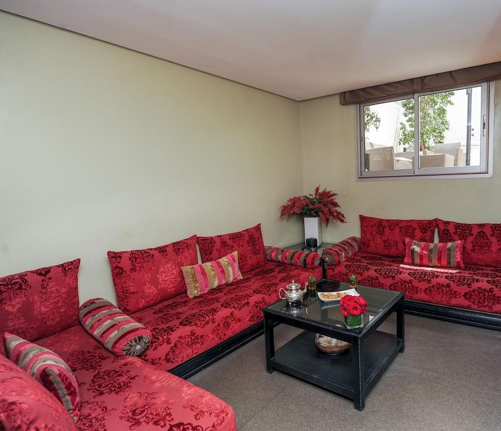 Manzil Hotel Казабланка Екстериор снимка
